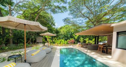 New 3-bdr home with pool in Manzanillo, near Santa Teresa