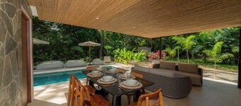New 3-bdr home with pool in Manzanillo, near Santa Teresa