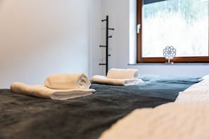 1 camera, una cassaforte in camera, una scrivania, Wi-Fi gratuito