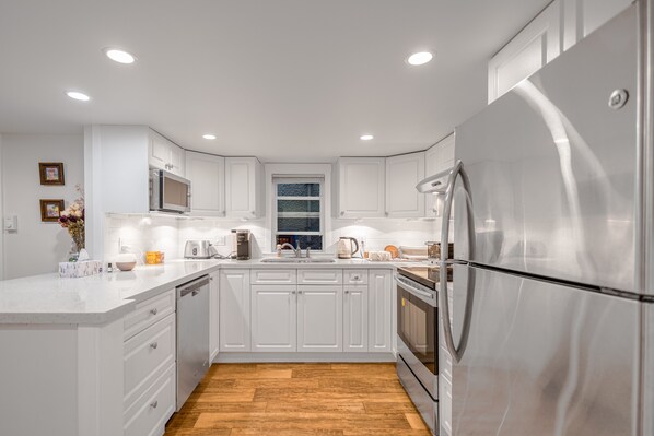 Oven, stovetop