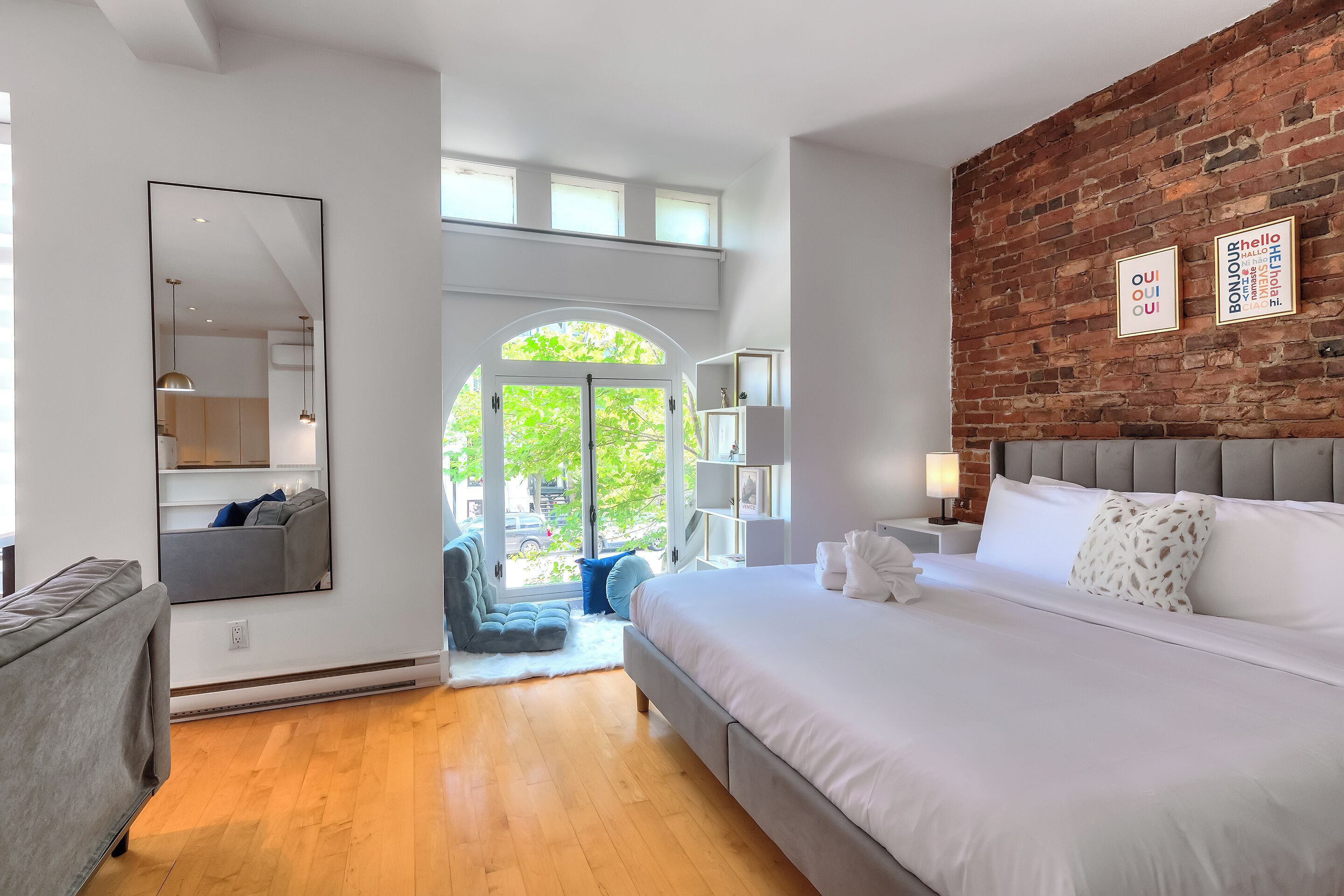 Apartamento superior | Ropa de cama de alta calidad, colchones viscoelásticos, escritorio