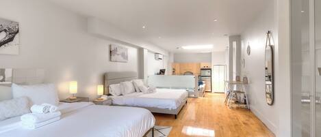 Family Apartment | Iron/ironing board, free WiFi