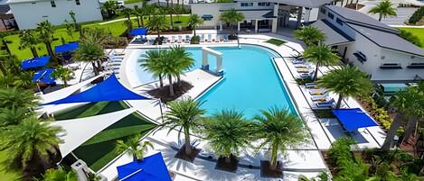 Indoor pool, outdoor pool