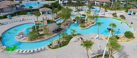 屋内プール、屋外プール