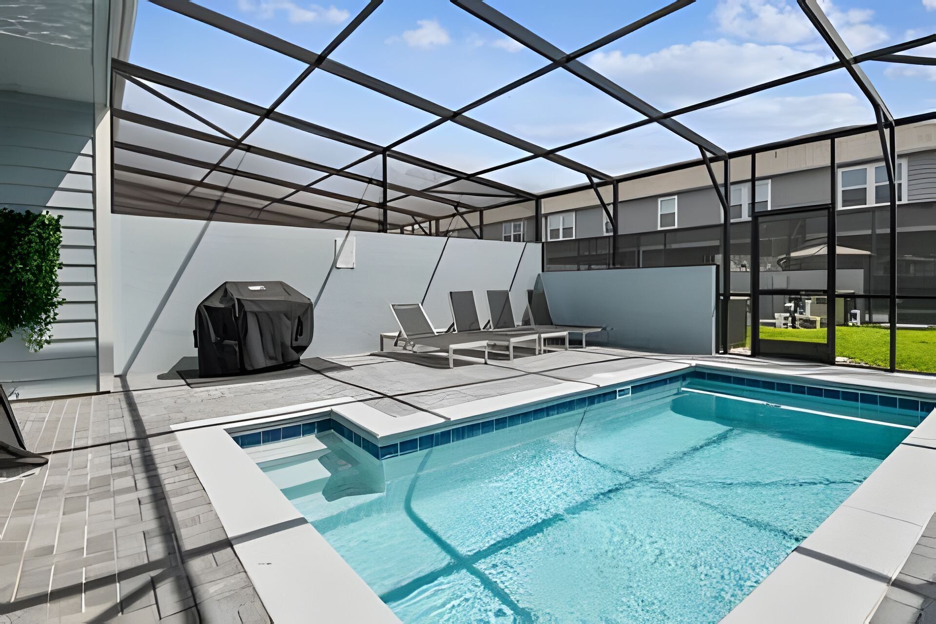 Indoor pool, outdoor pool