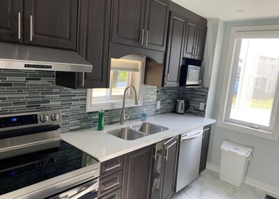 3 bedrooms  South peninsula house