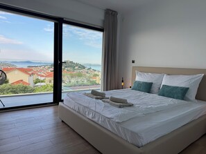 4 makuuhuonetta, silitysrauta/-lauta, Wi-Fi, vuodevaatteet