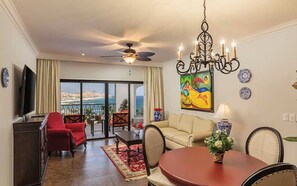TV - Luxury 2BR Ocean View Villa with Private Terrace & Plunge Pool (Cabo San Lucas)