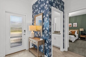 5 Schlafzimmer, Bügeleisen/Bügelbrett, Reisekinderbett, kostenloses WLAN