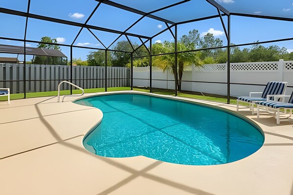 Indoor pool, outdoor pool - Prime Location! 3BD/2BA Villa (Kissimmee)