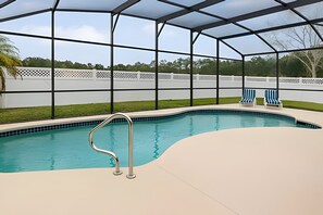 Indoor pool, outdoor pool - Prime Location! 3BD/2BA Villa (Kissimmee)