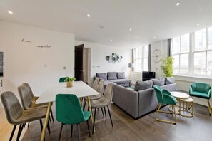 Apartment, 3 Bedrooms, City View | Dining room - Imperial Street Apartments (London)