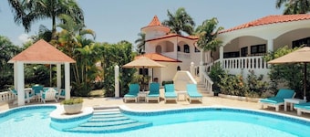 The Crown Villas
