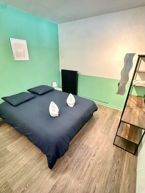 2 chambres, fer et planche Ă repasser, accĂšs Internet, draps fournis