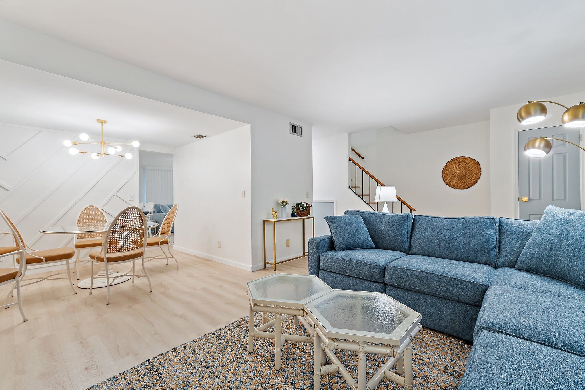 リビング エリア