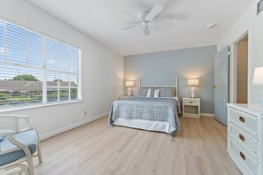 3 bedrooms, iron/ironing board, WiFi, bed sheets
