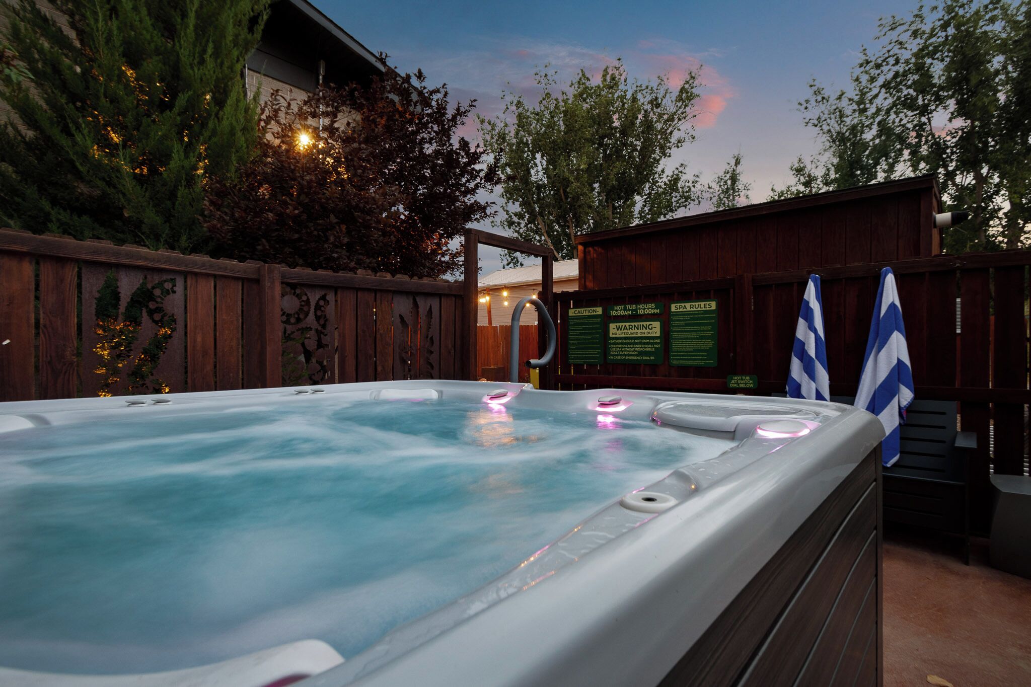 Bồn tắm spa ngoài trời