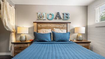 Condo | Individually furnished, laptop workspace, free WiFi, bed sheets