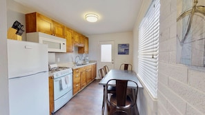 Condo | Private kitchen