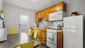 Condo | Private kitchen | Full-size fridge, microwave, oven, stovetop