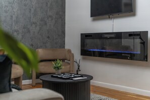 Interior - Elegant NYC View Stay! Park Free, 6 beds- Sleep 8+ ✨10% OFF 7 days (Kearny)