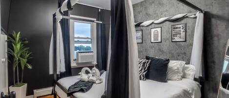 2 多间卧室、办公桌、熨斗/熨衣板、免费 WiFi