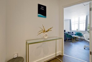 Apartment, 3 Bedrooms, City View | Interior - Imperial Street Apartments 3 (London)