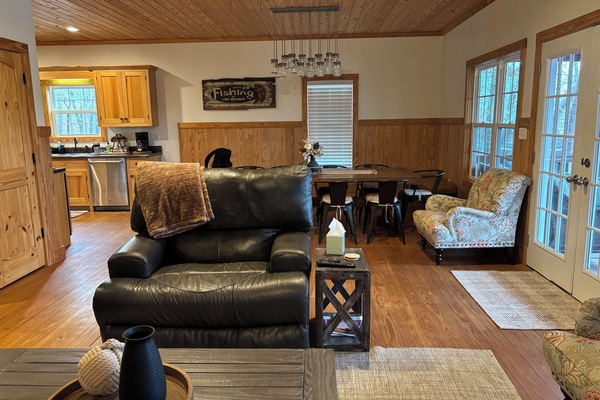 Smart TV, fireplace, video games