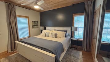 3 soverom, strykejern/-brett, wi-fi (inkludert) og sengetøy