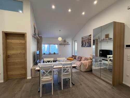 VipStay -52m² Suite in Toplage!