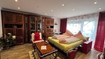 1 Schlafzimmer, Bügeleisen/Bügelbrett, Reisekinderbett, WLAN