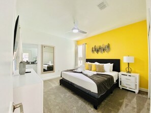 5 bedrooms, iron/ironing board, WiFi, bed sheets