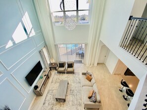 TV - New Amazing 5BR/hot tub/Disney/ChampionsGate 700 (Kissimmee)