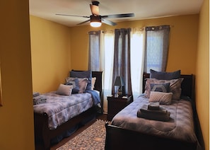 2 chambres, bureau, fer et planche Ă repasser, Wi-Fi gratuit