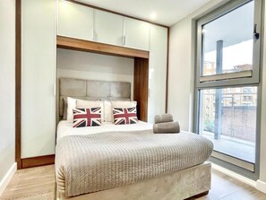 4 bedrooms