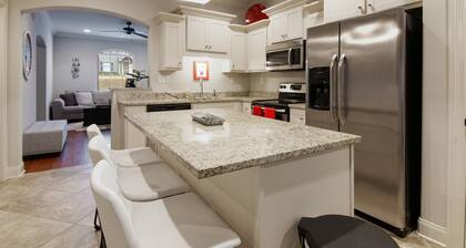 The Adele @ Oxford Farms- Tucked off South Lamar! Two Miles from The Square!