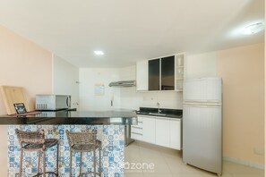 Basic Apartment | Private kitchen