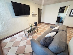 TV