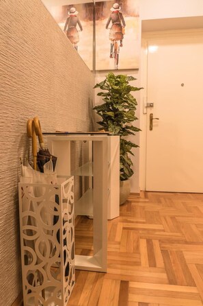 Apartament, 2 dormitoris, fumadors, vistes a la ciutat | Interior