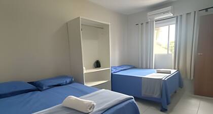 Up to 10 people, close to shopping mall, air conditioning, garage, apt A