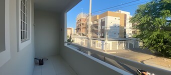 Up to 10 people, close to shopping mall, air conditioning, garage, apt B