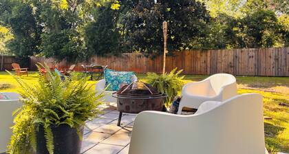 Backyard Bliss/Firepit Nights & Chill:8P/3B