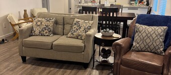 LAKE FEVER 14 MONKEY ISLAND PORT DUNCAN BATTLEFIELD COURSE 3 BED 2 BATH 7 GUEST