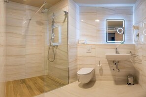 Room, 1 Bedroom, Accessible, Smoking | Bathroom