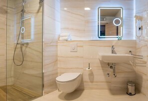 Room, 1 Bedroom, Accessible, Smoking | Bathroom