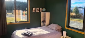 3 bedrooms, WiFi, bed sheets