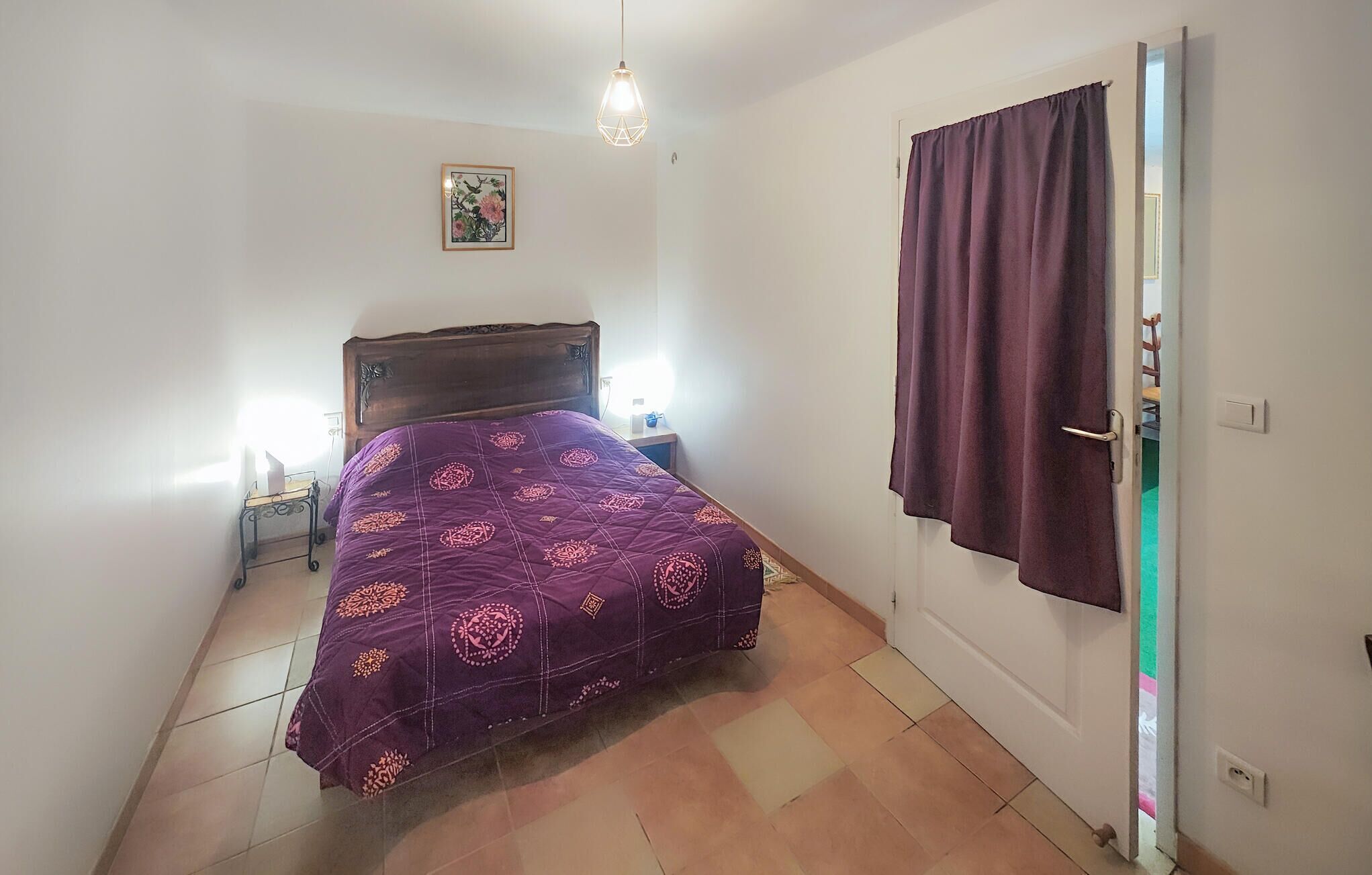 1 bedroom, travel cot, free WiFi