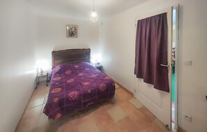 1 soverom, reiseseng for barn og wi-fi (inkludert)