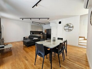 Villa, 4 habitaciones, accesible para personas con discapacidad, fumadores | Comedor