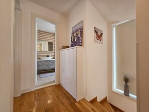 Villa, 4 Bedrooms, Accessible, Smoking | Interior